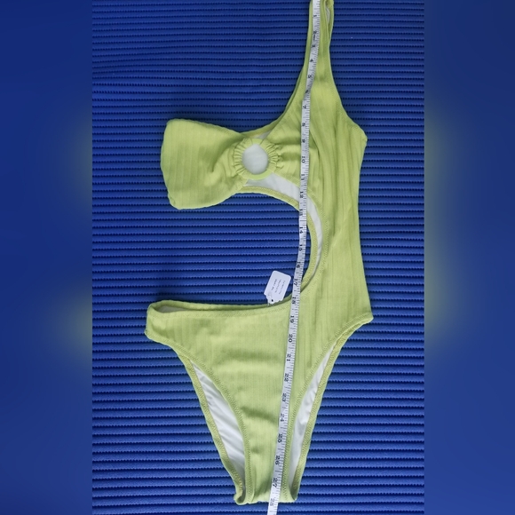 SOLID & STRIPED The Astrid Ribbed One-Piece Swimsuit - Picture 4 of 5